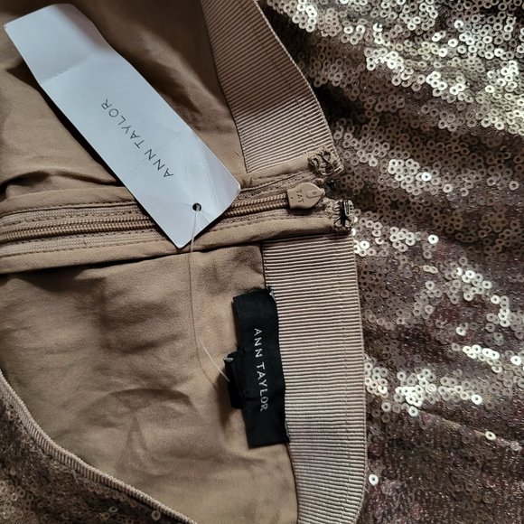 Women skirt - Picture 3 of 4